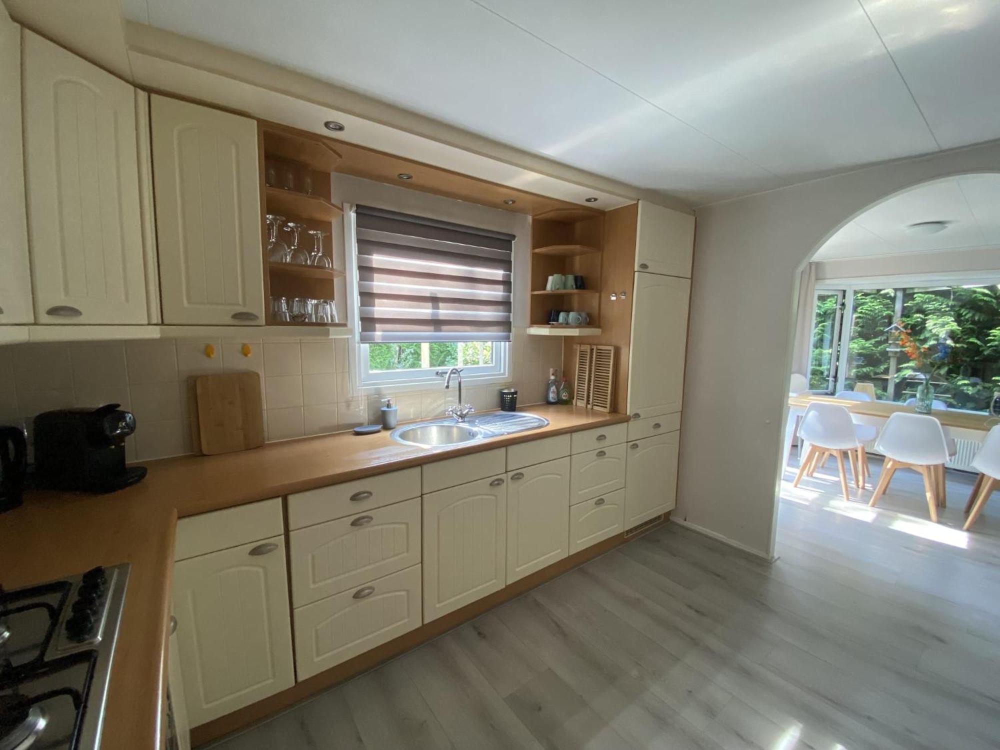 Veluwe Vakanties Chalets With Private Barrel Sauna - With Pool Bar And Restaurant Facilities In The Veluwe National Park Putten Dış mekan fotoğraf